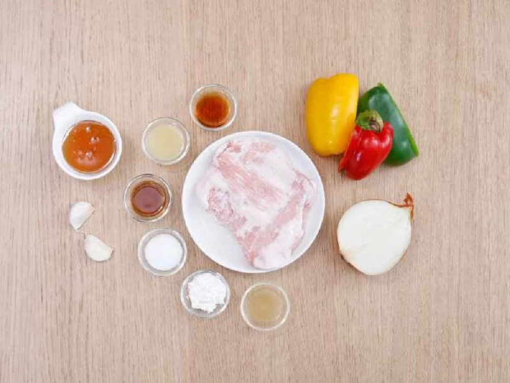 Cách làm thịt heo xào ớt chuông giản dị, ngon đưa cơm
